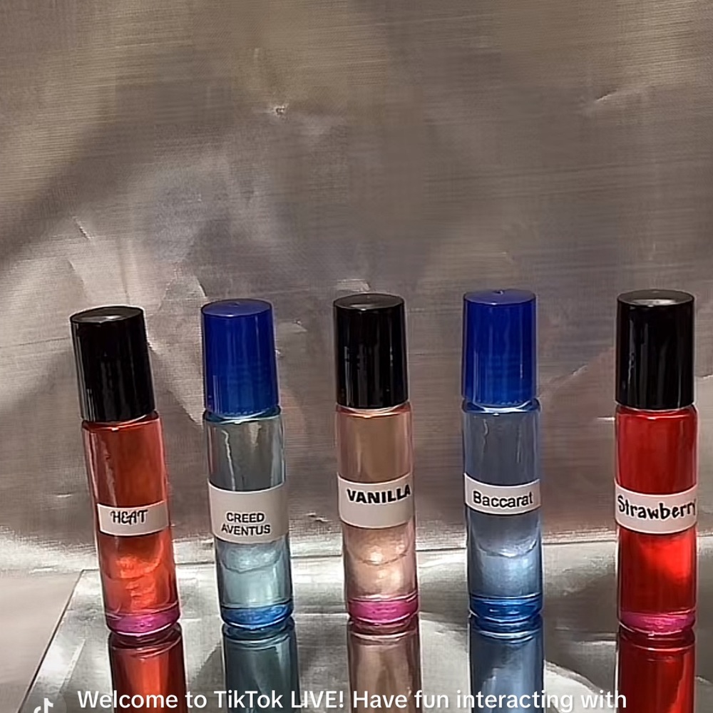 Fragrance oil